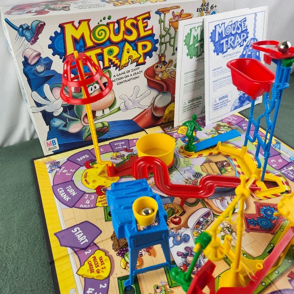 Milton Bradley Hasboro 2005 Mouse Trap Board Game #04657 Complete in Box